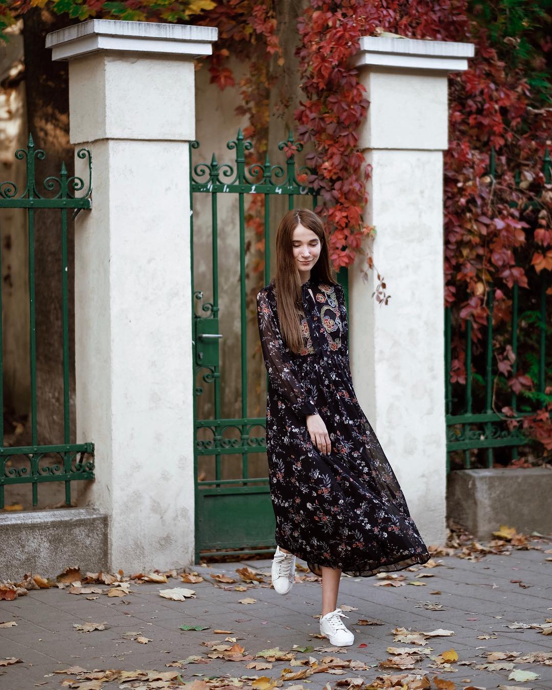 Portrait of Maria, photo 91 of 161