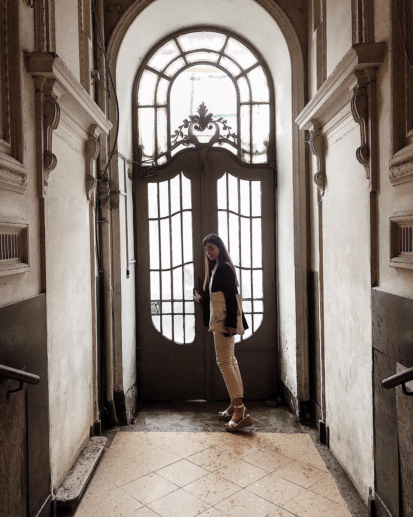 Portrait of Maria, photo 123 of 161